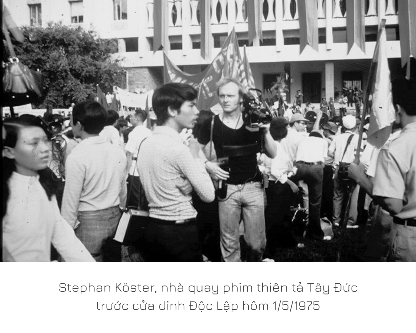 Stephan Köster vác máy quay